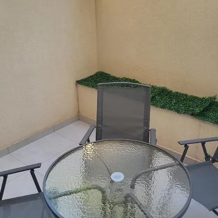 アパート Mango ドゥブロブニク