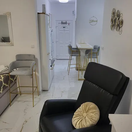 Mango دوبروفينك