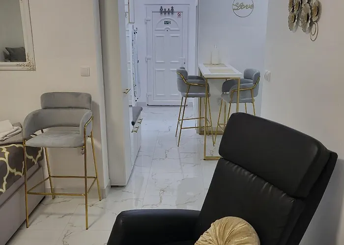 Mango دوبروفينك